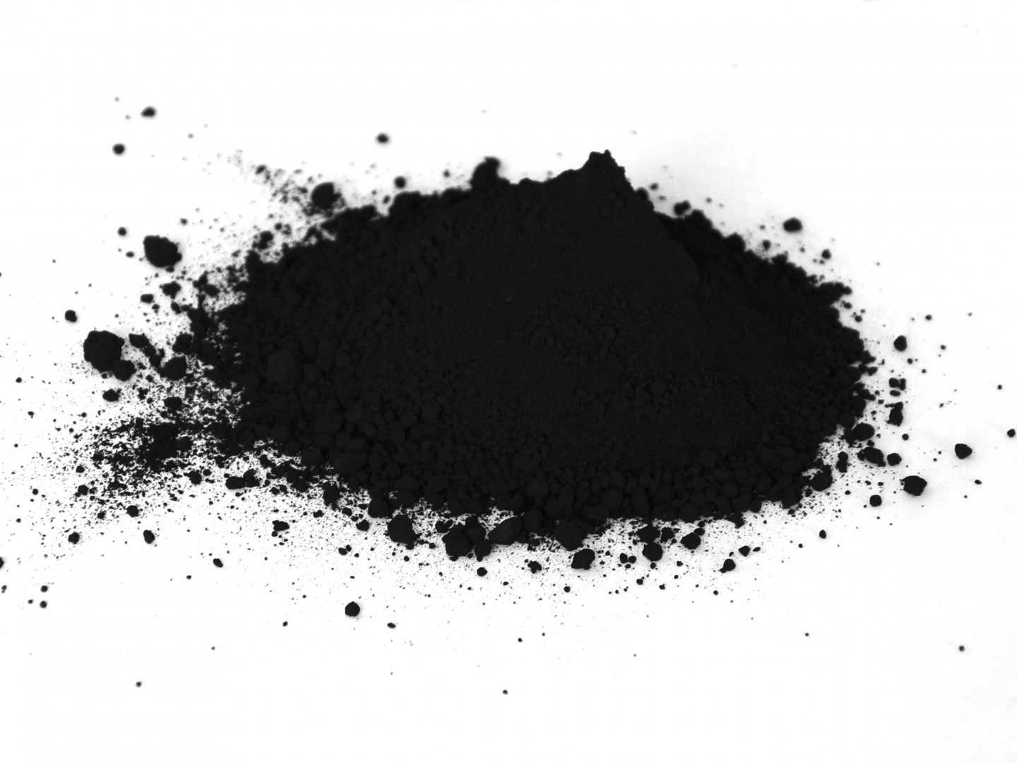 Colorant sintetic negru intens