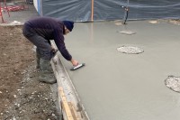 Gletieră inox rotunjită, pentru netezire beton, mâner bimaterial 05