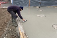 Gletieră inox rotunjită, pentru netezire beton, mâner bimateril 05