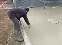 Gletieră inox rotunjită, pentru netezire beton, mâner bimaterial 02
