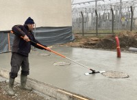 Gletieră inox 2 în 1, model flamand, pentru netezire beton 02